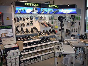 Elektrowerkzeuge Ansicht Regal Laden
